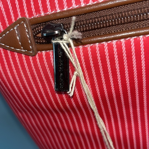 Stone Mountain shoulder bag NWT vinyl coated canvas vegan leather trim Red - Picture 4 of 16